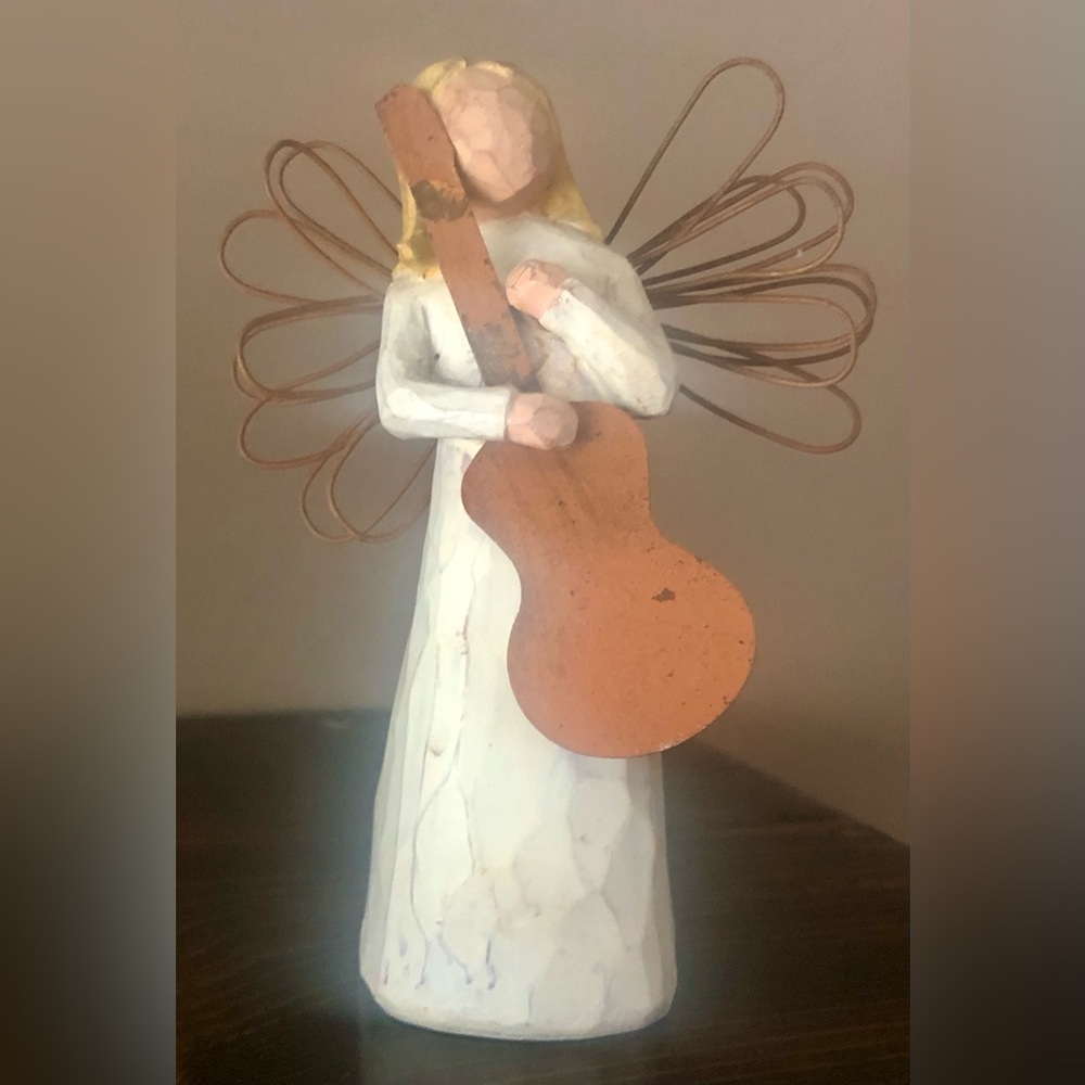 Willow Tree Demdaco “Song of Joy” Angel